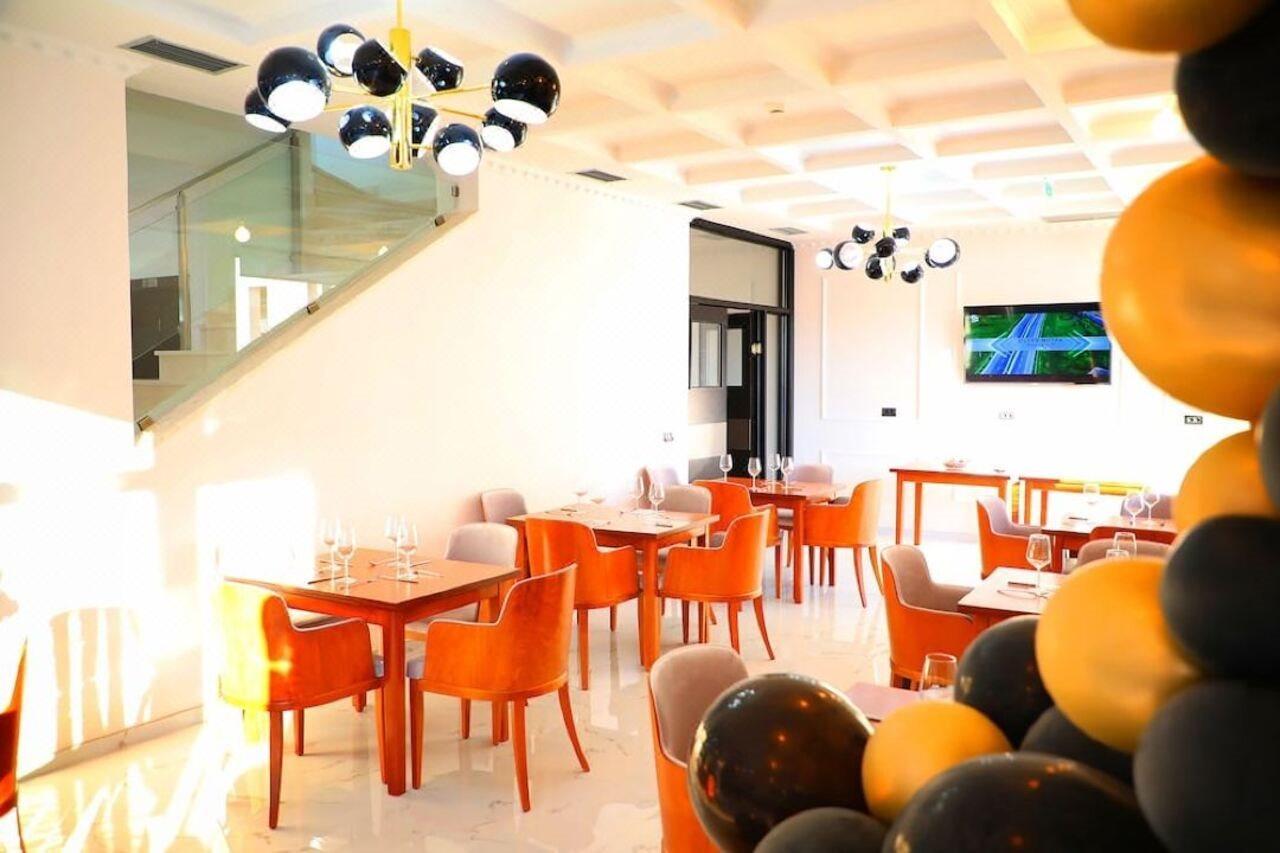 A&G Hotel Radhimë 外观 照片