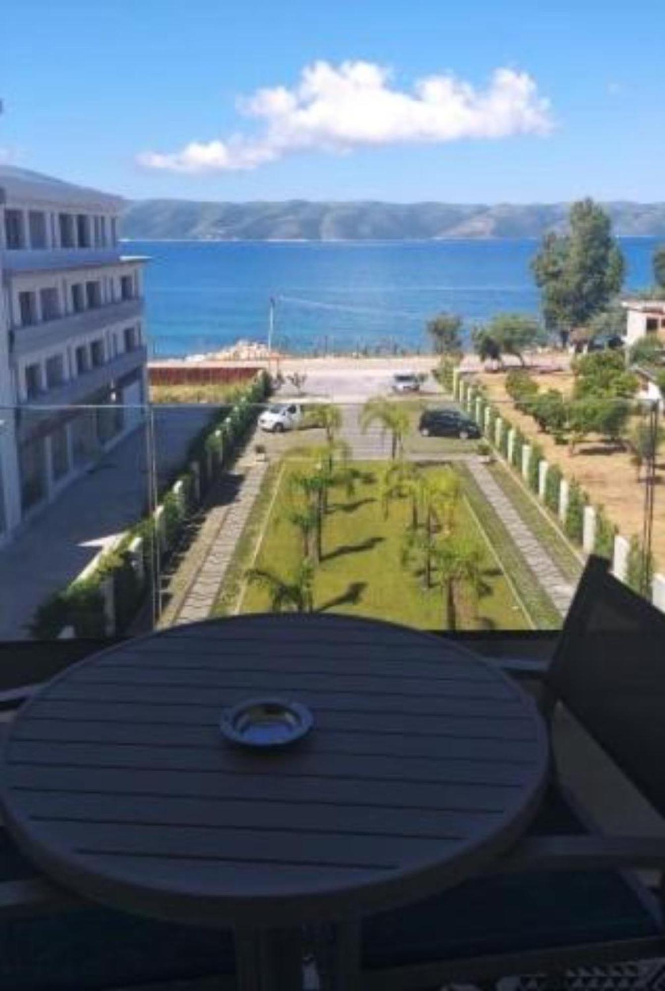A&G Hotel Vlorë 外观 照片