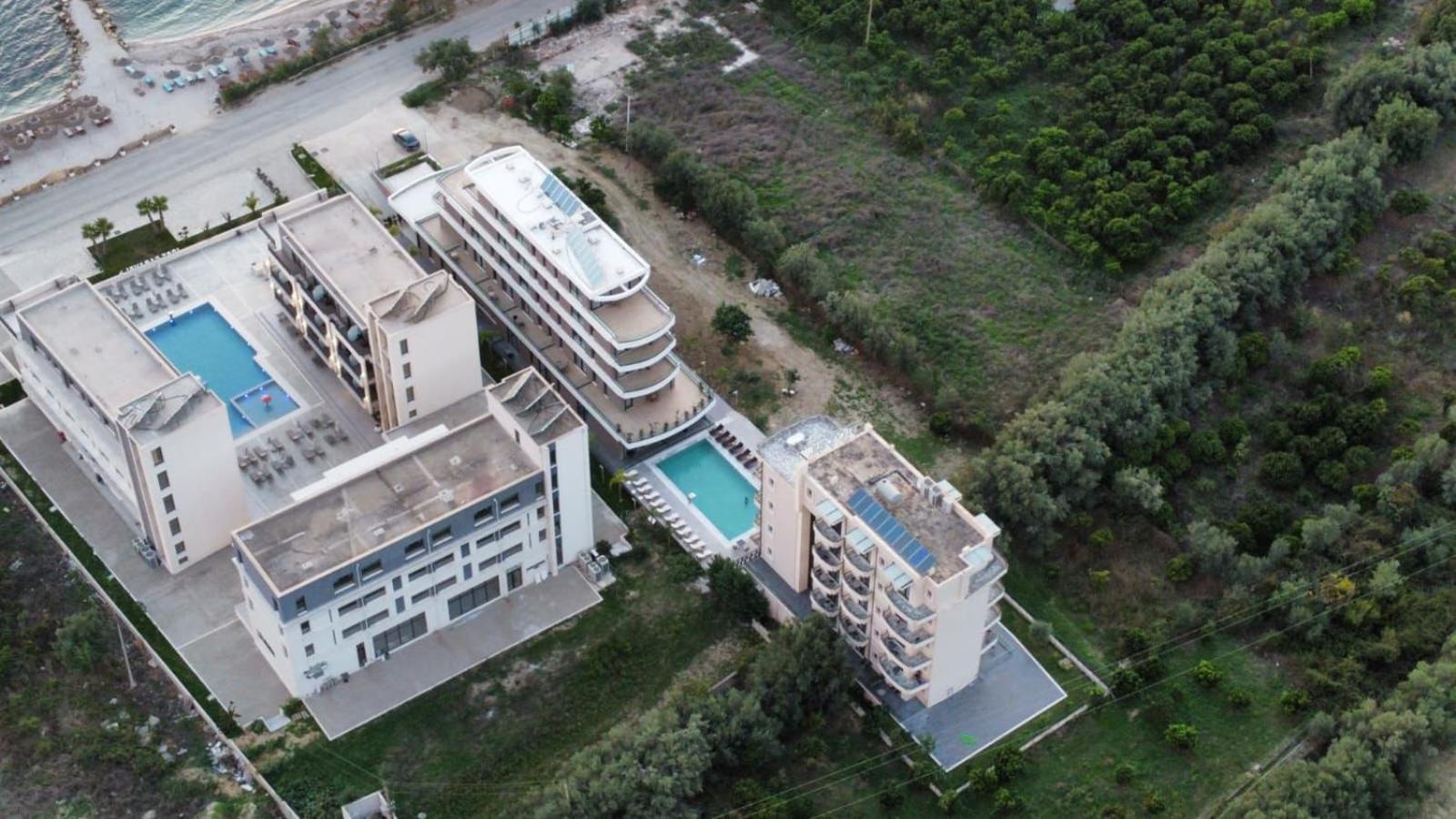 A&G Hotel Radhimë 外观 照片