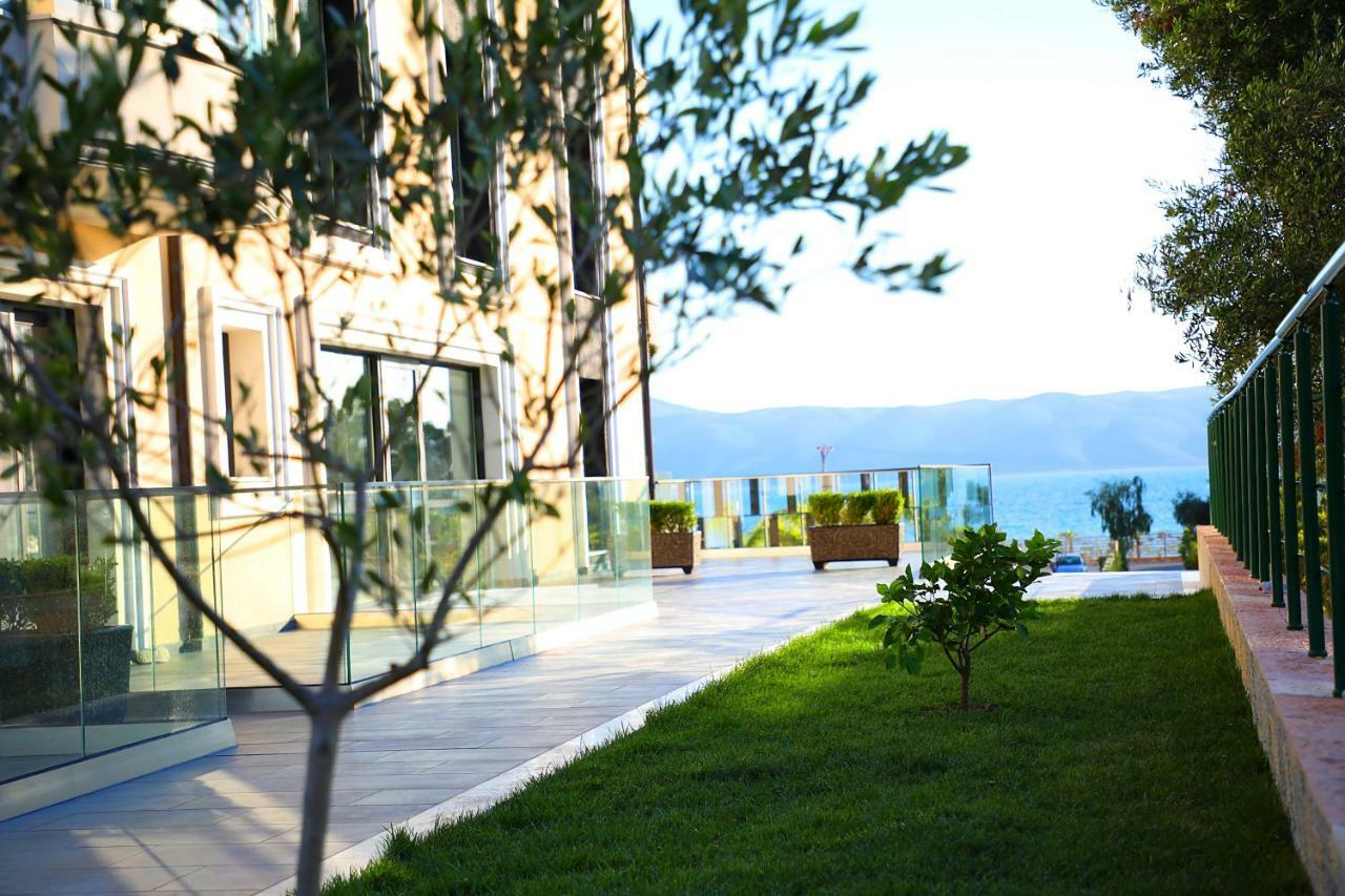 A&G Hotel Radhimë 外观 照片